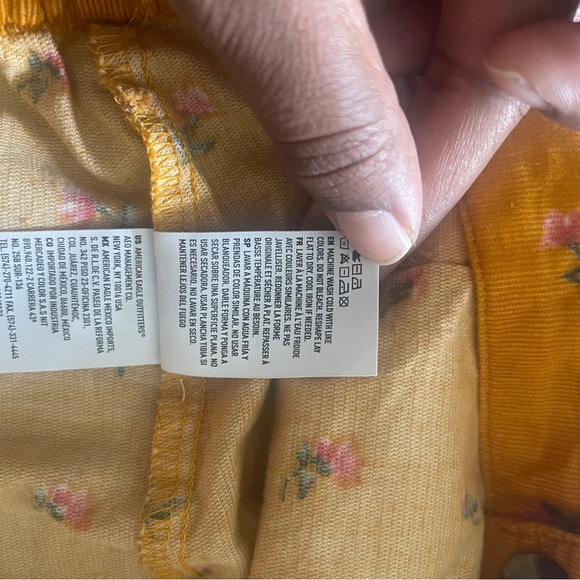 American Eagle Outfitters Yellow Floral Mini Skirt Size:L - Picture 6 of 6